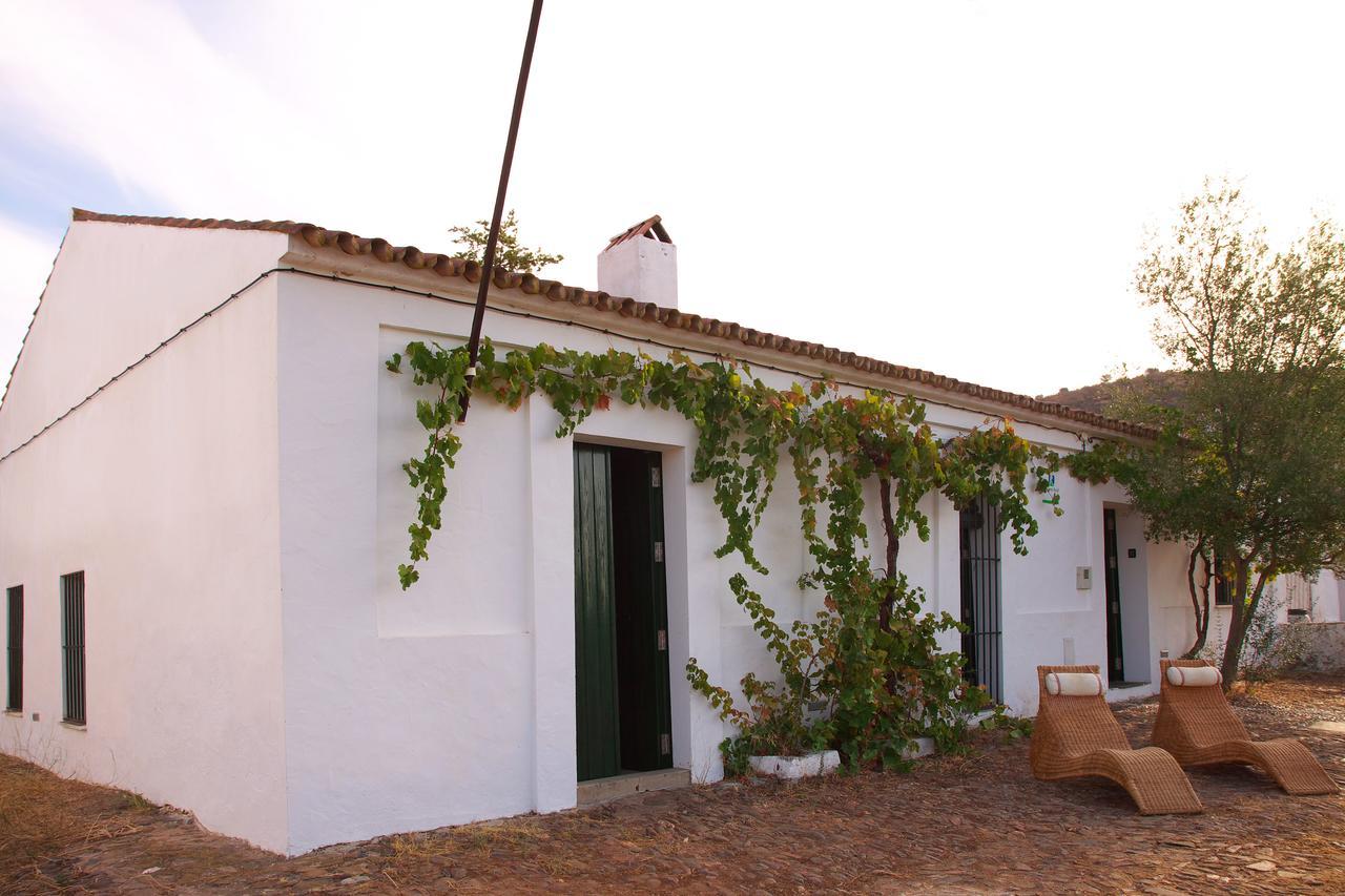 Gasthaus Casa Del Ingeniero , Alberca 4 Hab 8 Pers 3 Chimeneas Con Horno Puerto de la Laja Exterior foto